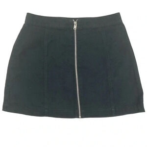 DIVIDED by H&M Women's‎ Black Denim Mini Skirt Size 8 Casual